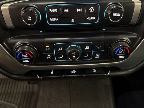 Used 2018 GMC Sierra 1500 SLE w/ SLE Value Package AWD/4WD image 17