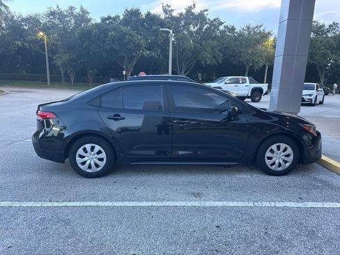 Used 2021 Toyota Corolla L FWD image 5