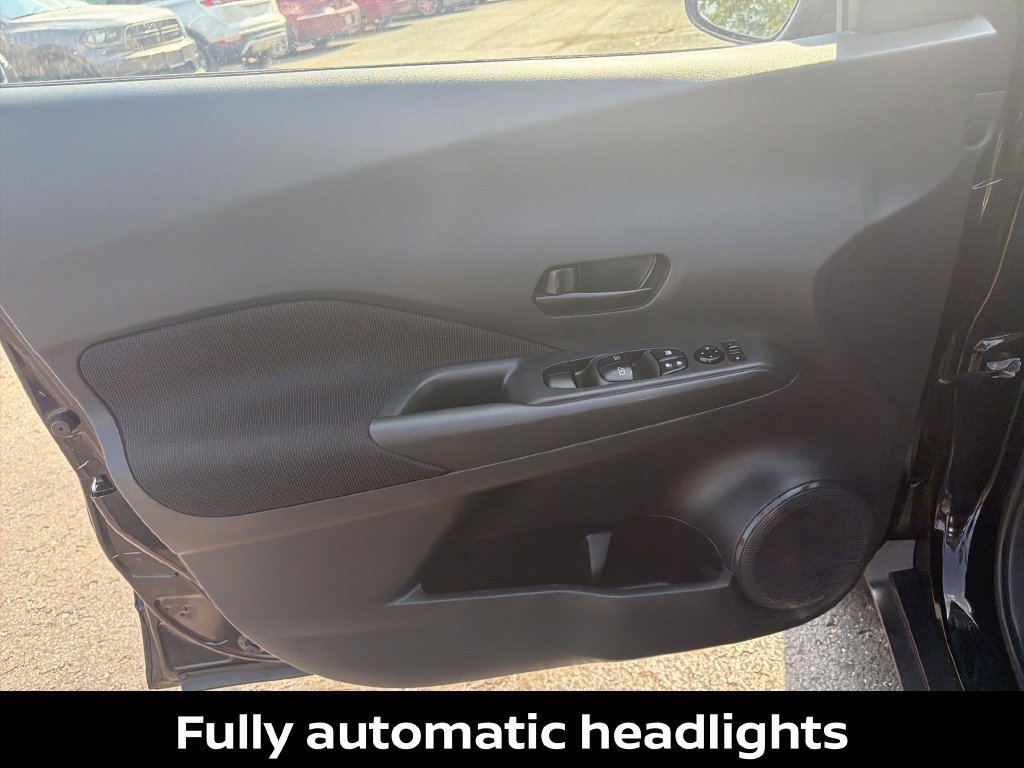 Certified 2022 Nissan Kicks S FWD image 12