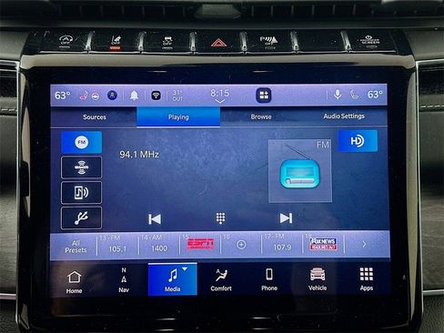 Used 2022 Jeep Grand Cherokee Overland w/ Luxury Tech Group IV image 15