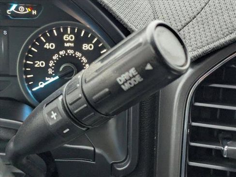 Used 2018 Ford F150 XLT w/ Equipment Group 302A Luxury image 11