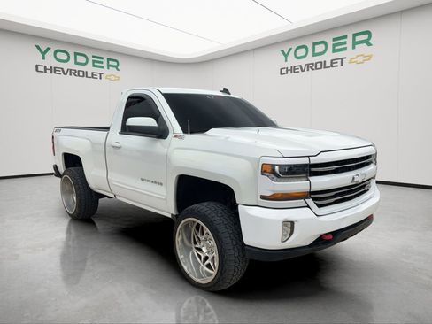 Used 2017 Chevrolet Silverado 1500 LT w/ LT Convenience Package AWD/4WD image 48