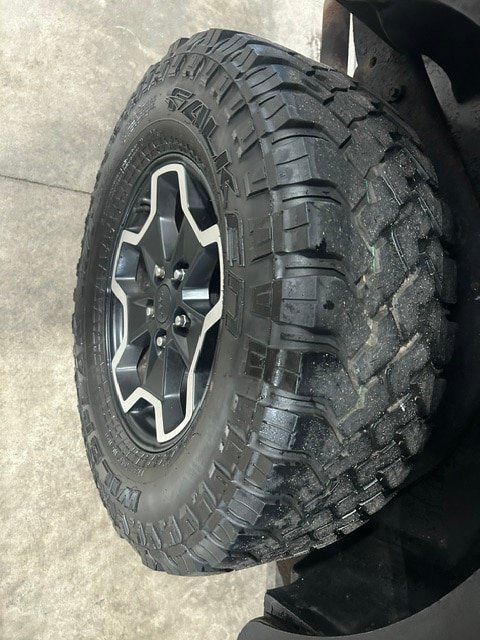 Used 2006 Jeep Wrangler Unlimited Rubicon AWD/4WD image 16