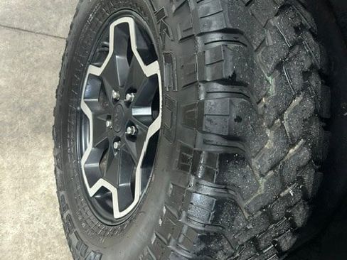 Used 2006 Jeep Wrangler Unlimited Rubicon AWD/4WD image 16