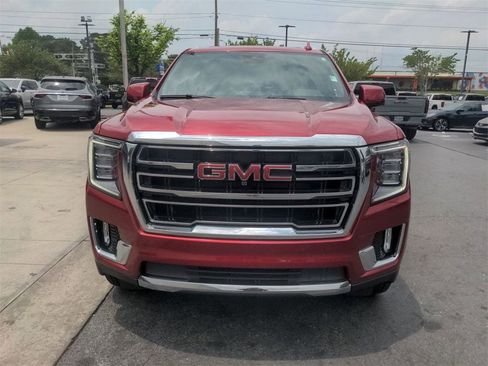 Certified 2024 GMC Yukon SLT w/ SLT Luxury Package image 3