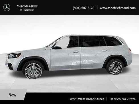 Certified 2026 Mercedes-Benz GLS 450 4MATIC image 36