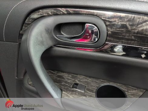 Used 2014 Buick Enclave Leather w/ Trailering Provision Package image 39