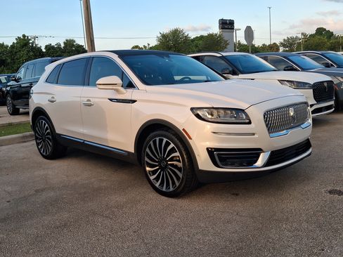 Used 2019 Lincoln Nautilus Black Label FWD image 23
