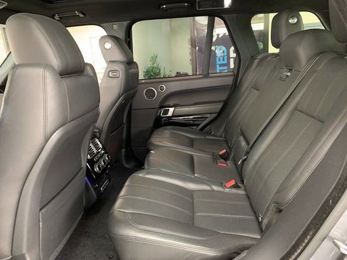 Used 2016 Land Rover Range Rover Supercharged AWD/4WD image 11
