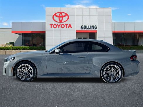 Used 2025 BMW M2 w/ Lighting Package image 2