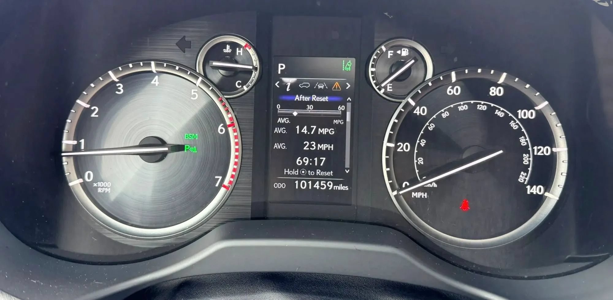 Used 2022 Lexus GX 460 Premium w/ Premium Package AWD/4WD image 18