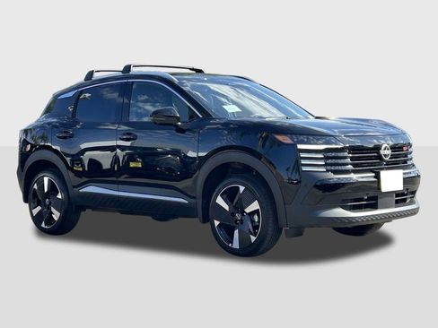 New 2026 Nissan Kicks SR FWD image 6