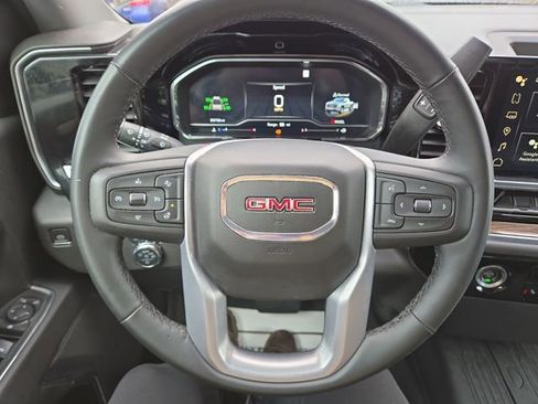Used 2023 GMC Sierra 1500 Elevation image 17