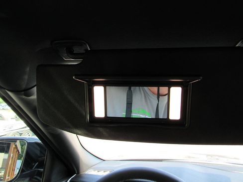 Used 2025 Jeep Grand Cherokee L Altitude RWD image 39