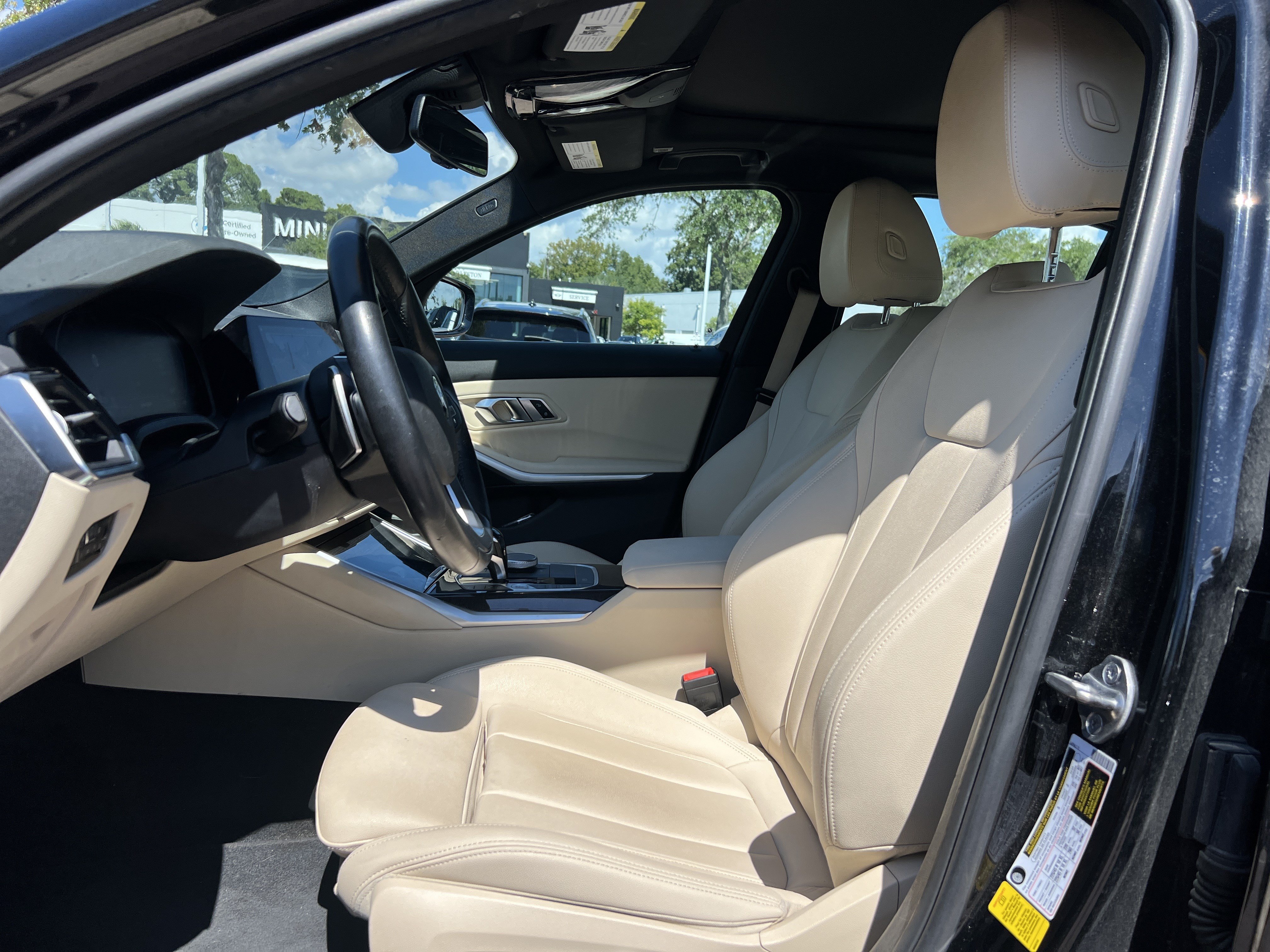 Used 2020 BMW 330i Sedan w/ Convenience Package RWD image 16
