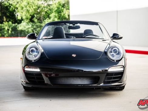 Used 2009 Porsche 911 Carrera S RWD image 13