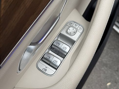 Used 2022 Mercedes-Benz GLS 450 GLS 450 image 23