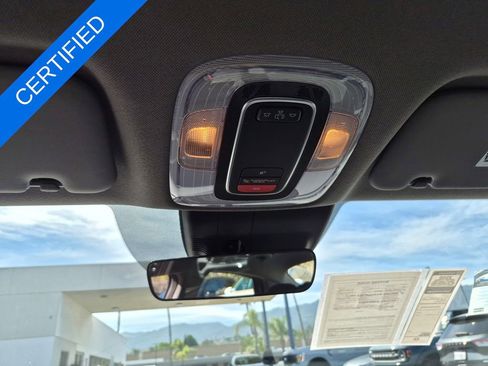 Used 2025 Hyundai Elantra SEL image 16