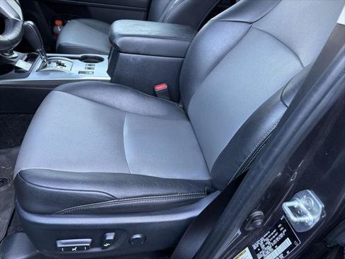 Certified 2023 Toyota 4Runner SR5 Premium w/ Moonroof Package AWD/4WD image 18