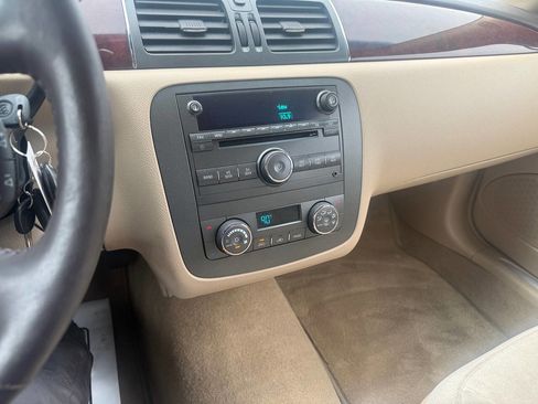 Used 2008 Buick Lucerne CX w/ Driver Confidence Package image 11