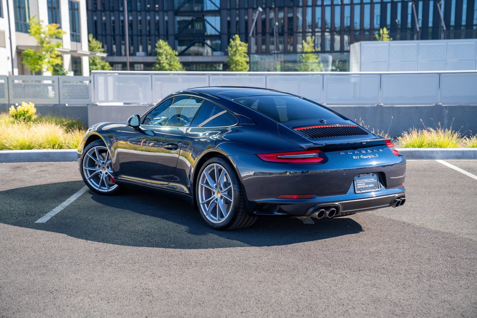 Certified 2018 Porsche 911 Carrera S RWD image 3