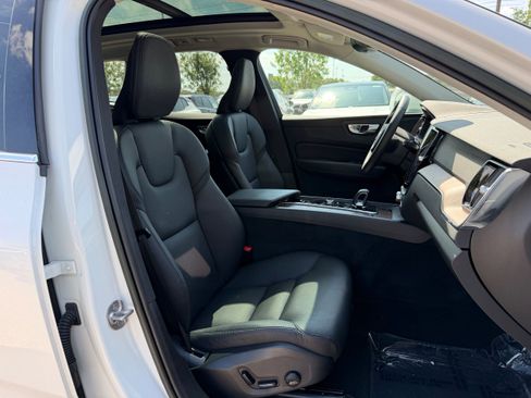Certified 2023 Volvo XC60 B5 Plus w/ Protection Package Premier FWD image 10