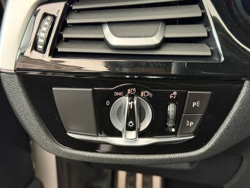 Used 2021 BMW 540i w/ M Sport Package RWD image 28