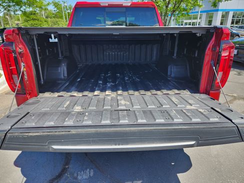 Used 2023 GMC Sierra 1500 AT4 w/ AT4 Preferred Package AWD/4WD image 17