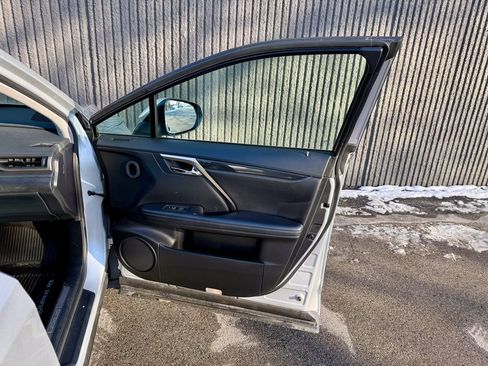 Used 2017 Lexus RX 350 AWD w/ Cold Weather Package image 22