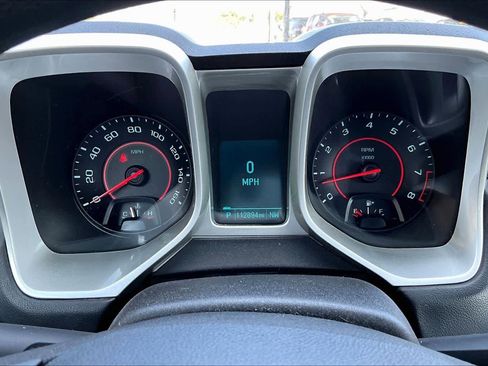Used 2013 Chevrolet Camaro LS RWD image 21