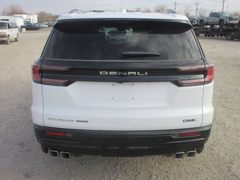 New 2026 GMC Acadia Denali Ultimate image 6