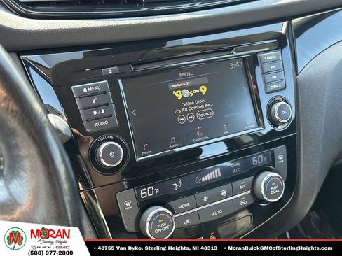 Used 2021 Nissan Rogue Sport SV AWD/4WD image 25