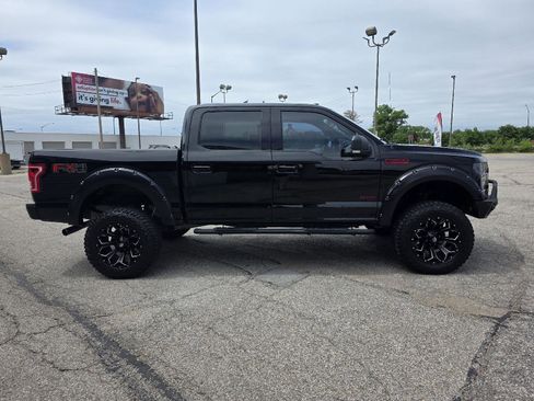 Used 2017 Ford F150 XLT w/ Equipment Group 302A Luxury AWD/4WD image 4