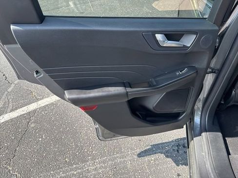 Used 2022 Ford Escape Titanium w/ Titanium Elite Package image 33