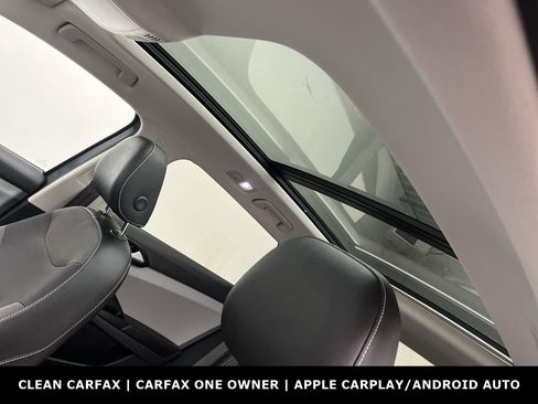 Used 2022 Volkswagen Taos SE image 6