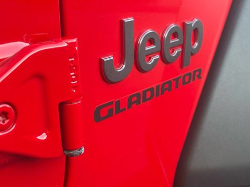 Used 2020 Jeep Gladiator Rubicon image 35