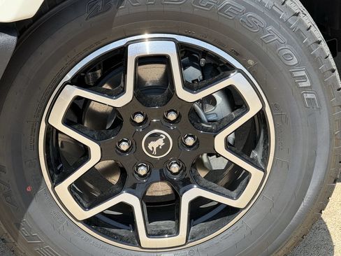 New 2026 Ford Bronco Outer Banks AWD/4WD image 8