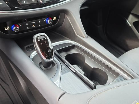 Used 2020 Buick Enclave Essence w/ LPO, Floor Liner Package FWD image 25