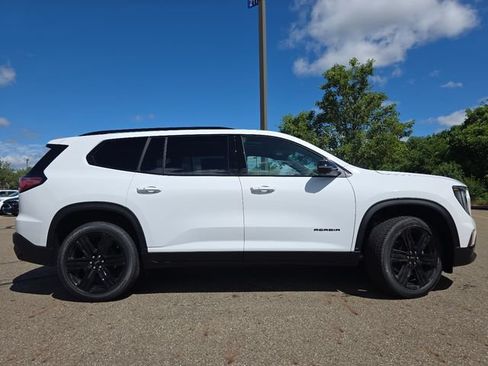 New 2026 GMC Acadia Elevation w/ Black Edition AWD/4WD image 18