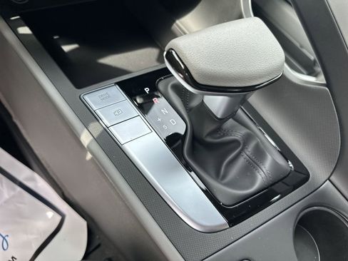 New 2026 Hyundai Elantra SE FWD image 19
