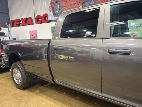 Used 2024 RAM 2500 Tradesman w/ Chrome Appearance Group AWD/4WD image 75