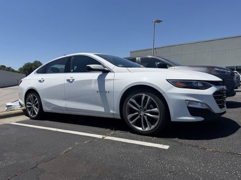 Used 2023 Chevrolet Malibu LT FWD image 7