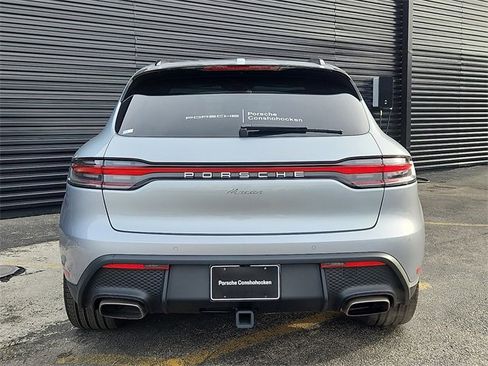 Used 2025 Porsche Macan image 6