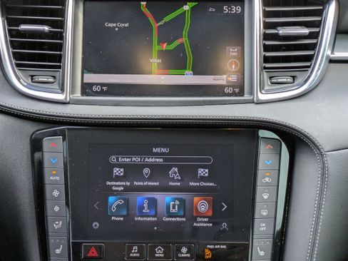 Used 2020 INFINITI QX50 Luxe w/ Navigation Package FWD image 18