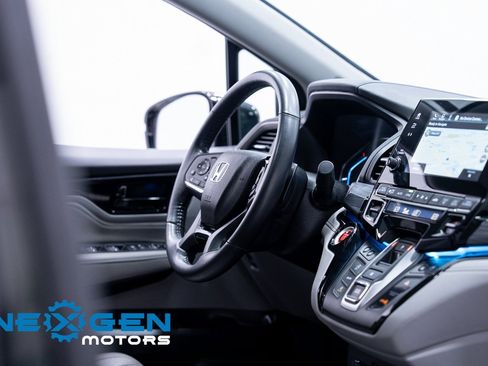 Used 2022 Honda Odyssey Elite image 48