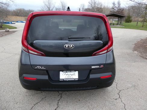 Used 2021 Kia Soul S FWD image 5