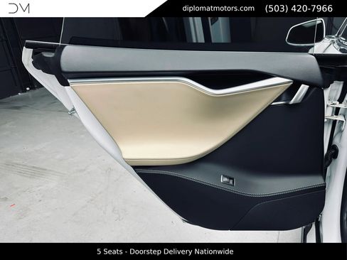 Used 2014 Tesla Model S 85 RWD image 26