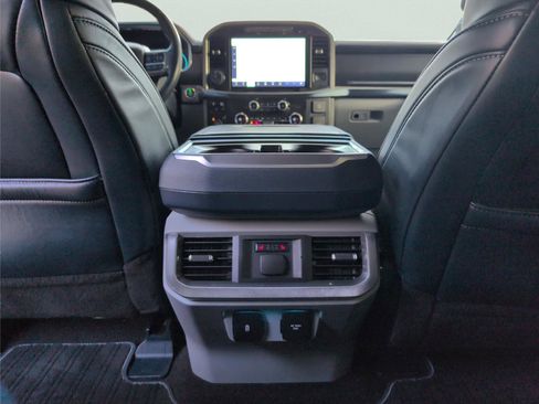 Used 2021 Ford F150 Limited image 30