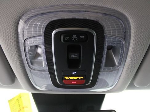 Used 2024 Hyundai Kona Limited FWD image 43