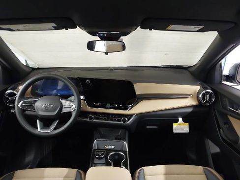 New 2026 Chevrolet Equinox ACTIV image 5